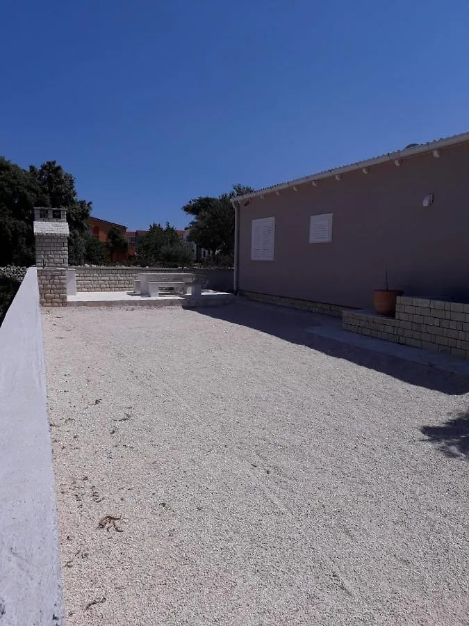 Holiday Home Vir 17694 0*,  Κροατία